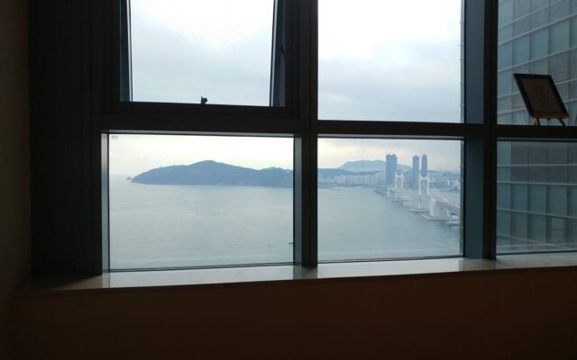 Busan Ocean Penthouse