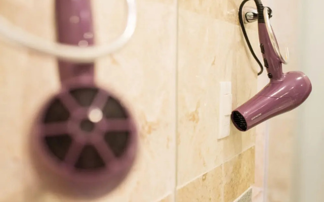 5th Coral Suite by Ixchel