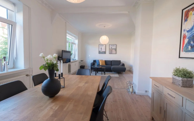 Spacious 2-bed Apartment in Aalborg