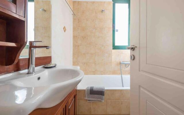 Saronis seaview 2bdr residence 500m from the beach