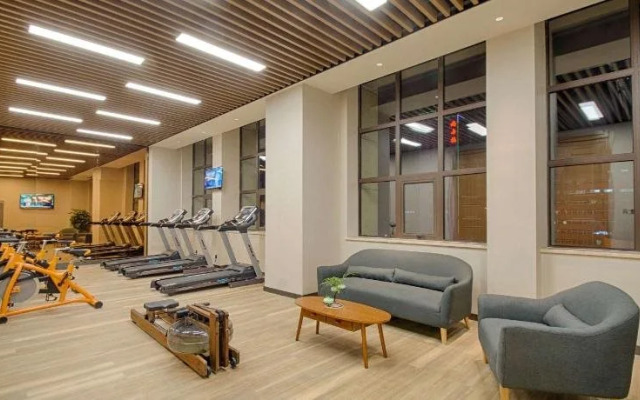 Ramada Encore Lingbao