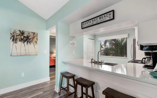 Siesta Dunes Beach 201 by Vtrips