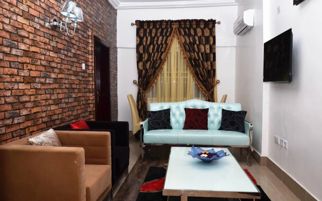 Crystal House International Hotel