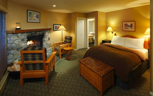 Emerald Lake Lodge