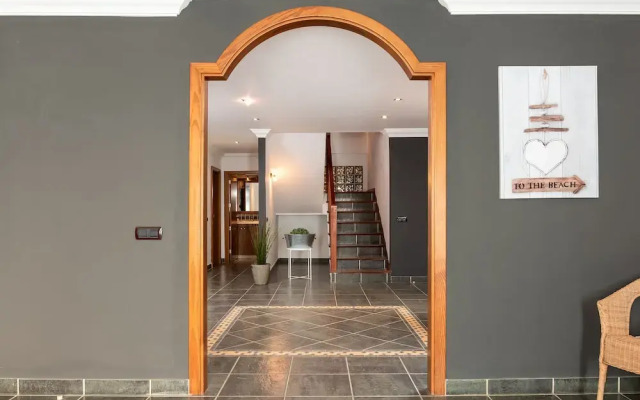 1 Charming Villa,Huge Terraces,Pool,Garden,Bbq!