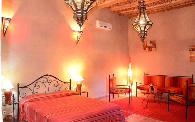Riad Ain Khadra Khadra