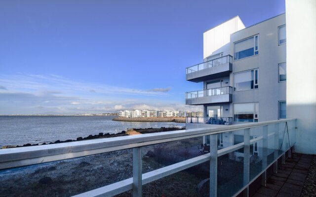 Seaside Paradise Apartment