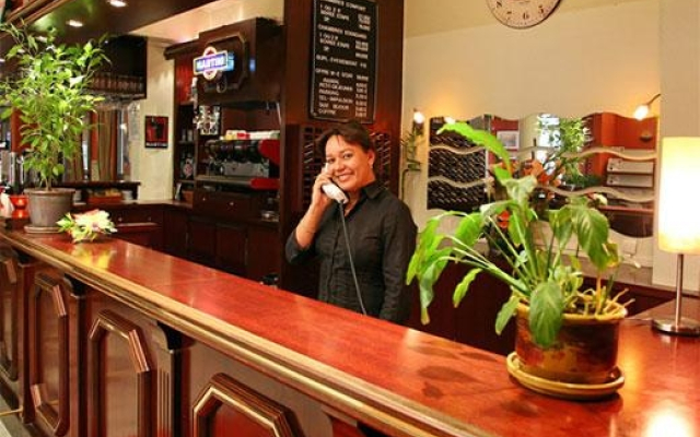 Hôtel Sovereign Saint-Ouen