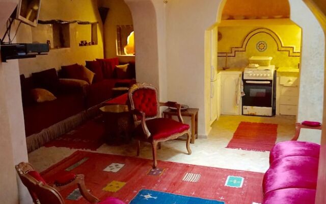 Romantic 3-Bed medina house