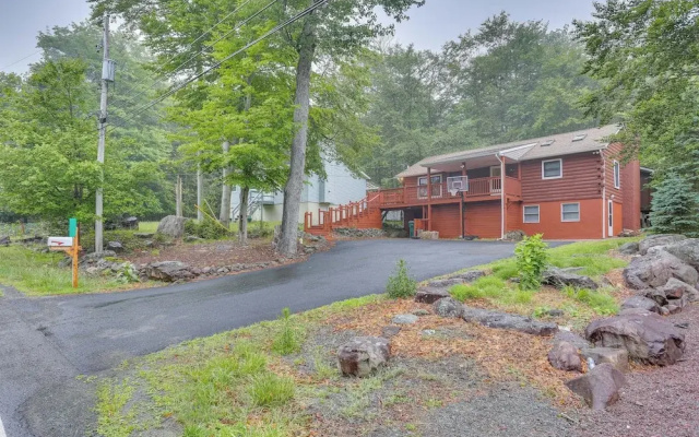 Pocono Vacation Rental With Game Room!