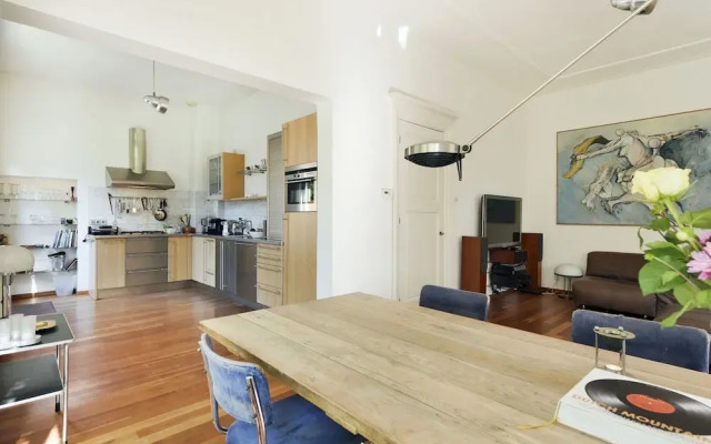 Luxurious Villa in Haarlem with Two Ponds