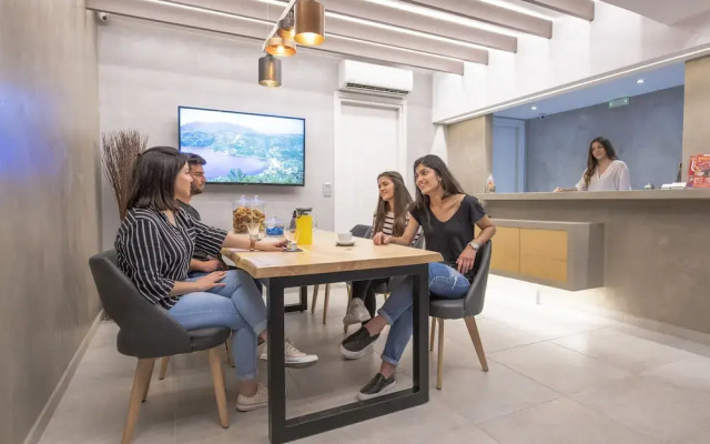 Athenian Neoclassical under the Acropolis