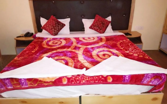 Hotel Khakshal Chubi