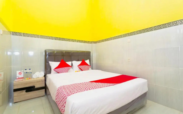 OYO 1427 Azzahra Guest House Syariah