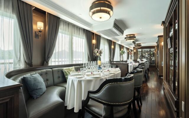 Ambassador Signature Cruise - Lan Ha Bay