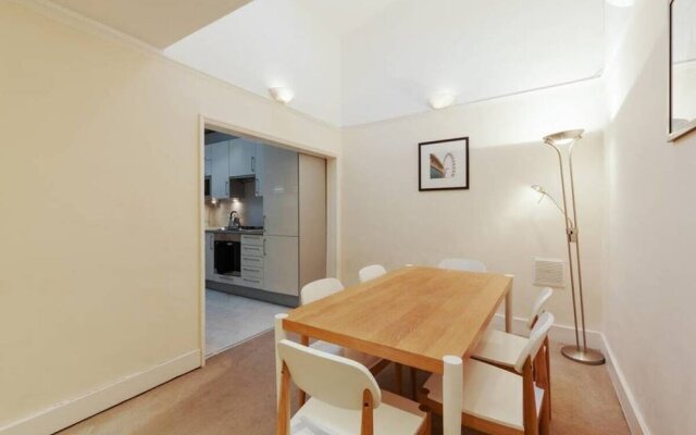 Spacious, Bright 3 Bed In South Kensington