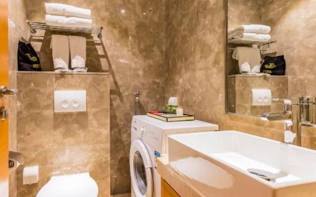 G+ Apartment (Beijing Jin Mao Palace)