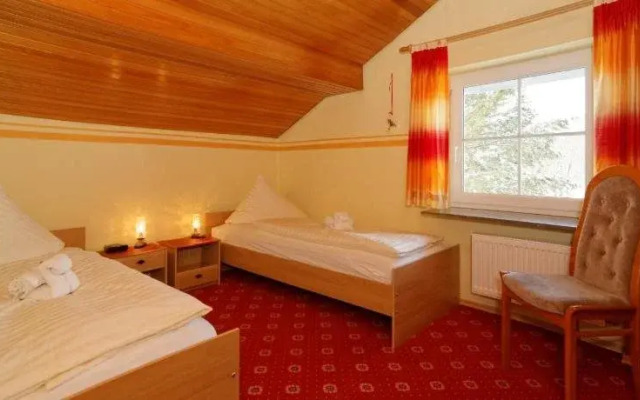 Hotel "Haus am Berg"