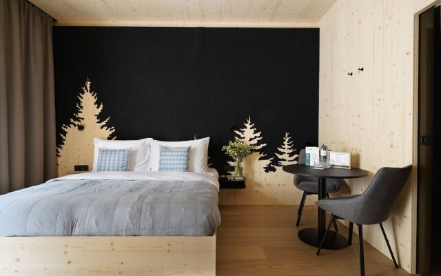 numa I Wood Rooms & Apartments