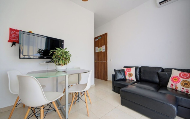 Off The Strand Gzira Top Floor Apartment