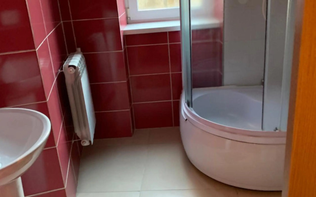 33/Kotliarska Moisha House