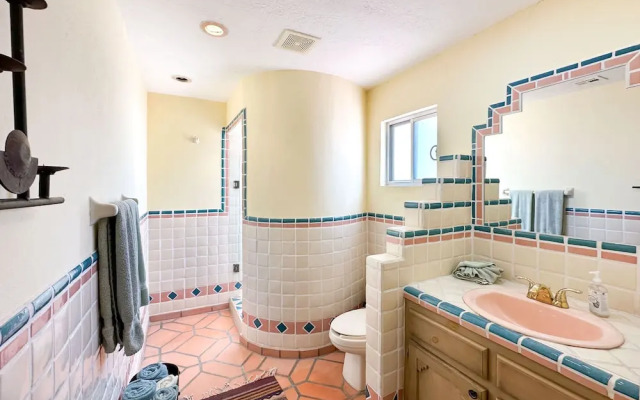 Your Beachfront Escape Close to Everything