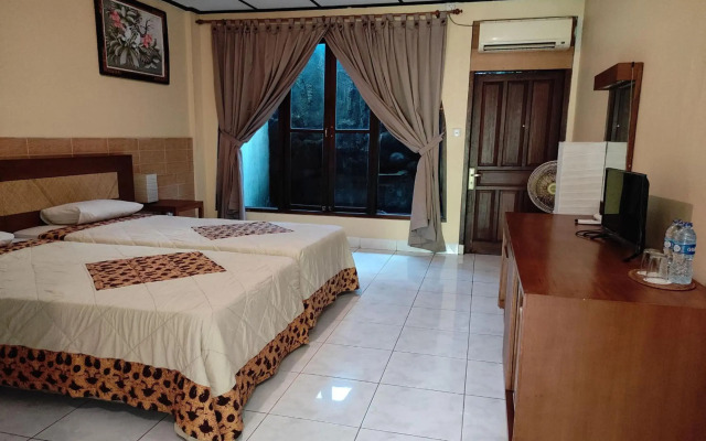 OYO 3923 Villa Puri Royan