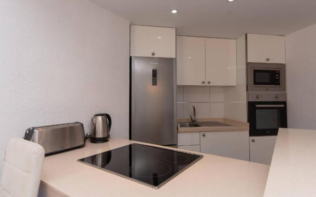 Santa Maria 105 - Two Bed with sea views