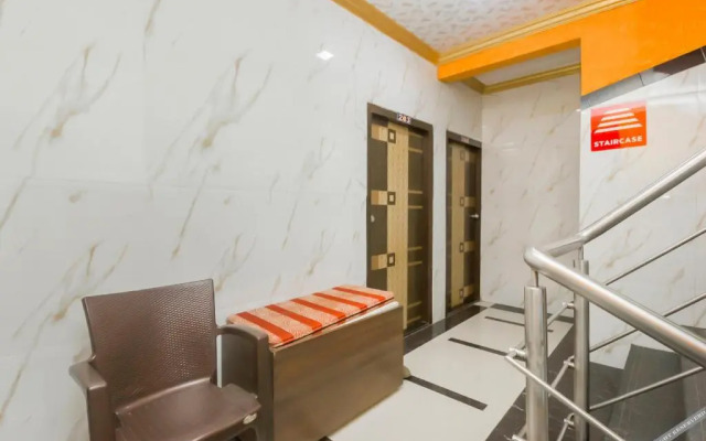 Shreesai Guestline by OYO Rooms