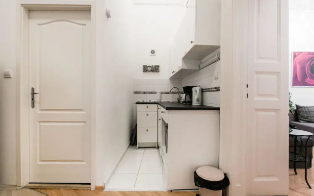 Nagy Diofa 18 Apartment I.