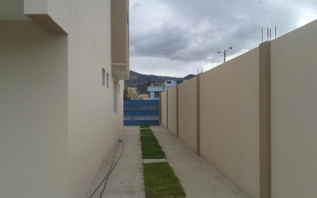 Illari Hotel