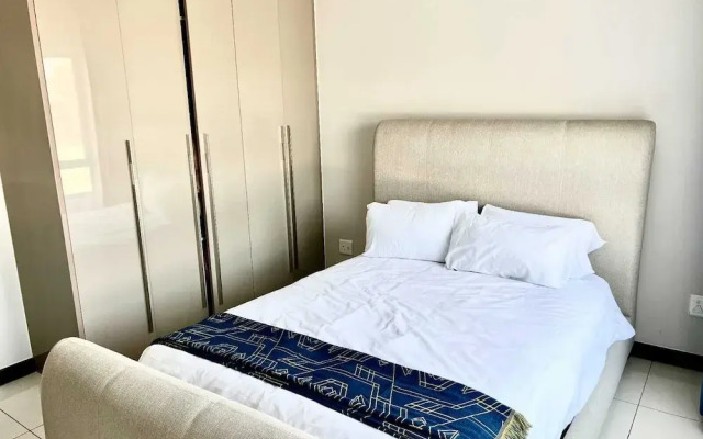 3-bedroom Luxury Apartment