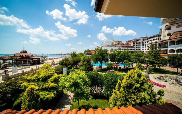 Helena VIP Villas and Suites