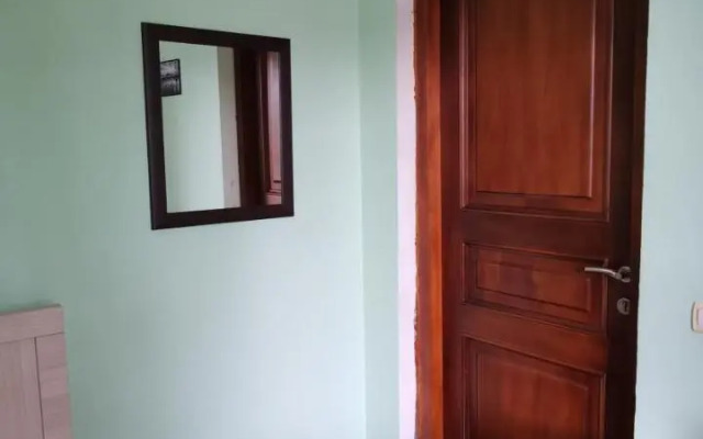 Ninoshvili Street Apartment