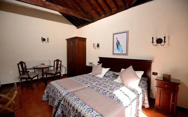 Hotel Rural Finca Sulula