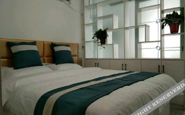 Zhumadian Yijiayuan Hotel