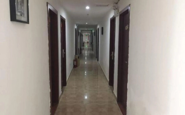 Zhumadian golden golden express hotel