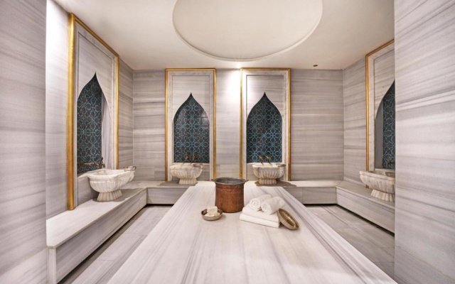 Stargate Hotel&Spa