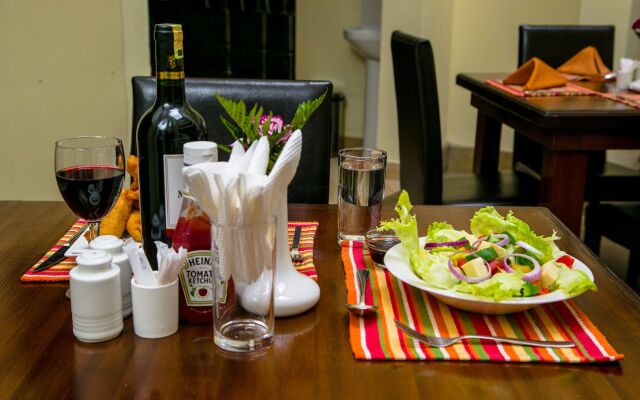Batians Peak Serviced Apartments