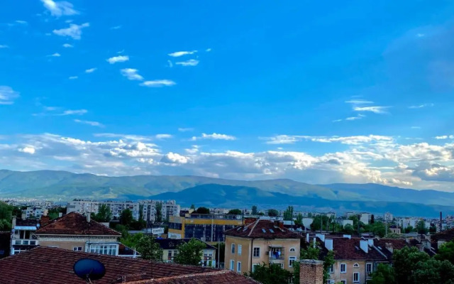 Luxury Apartments Ivon