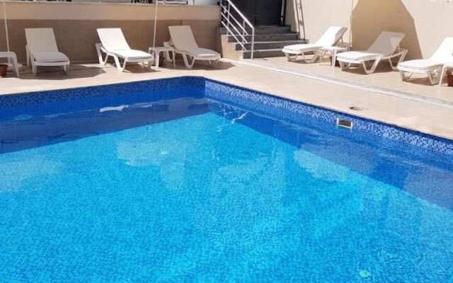 Hotel Roxx Royal