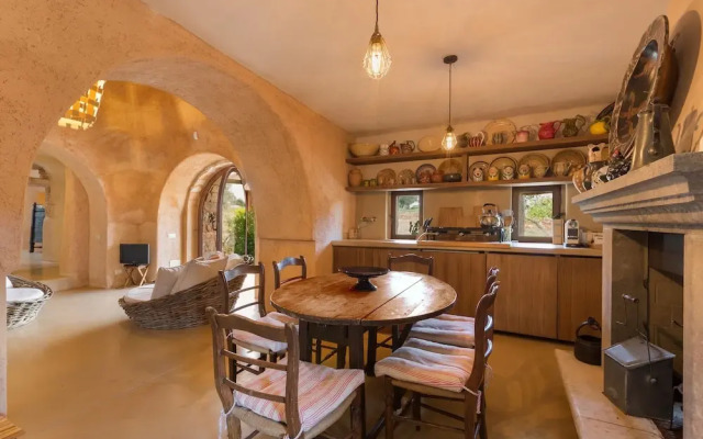 Trulli di Monte Reale