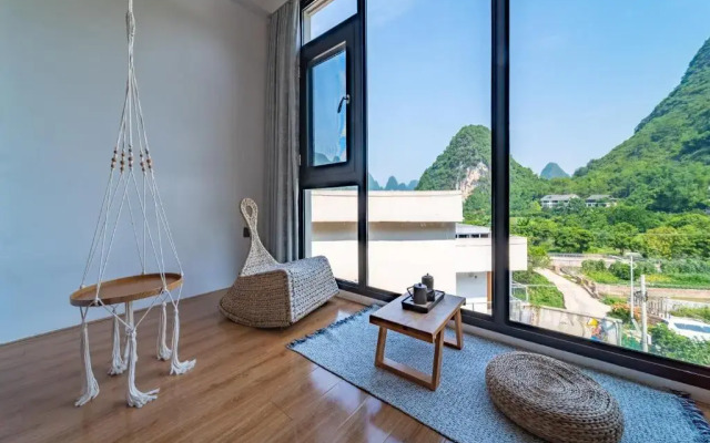 Yangshuo Serene Cove Hotel