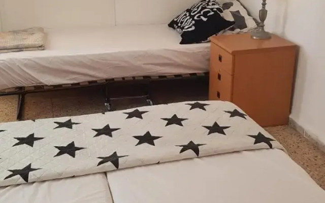 Roof APT W terrace garden,1BR 1BA