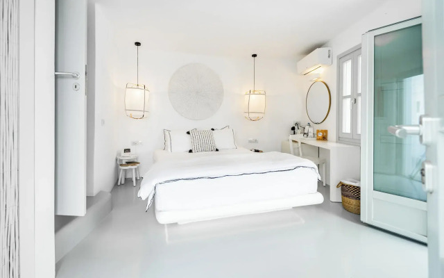 Blue Sand Boutique Hotel & Suites