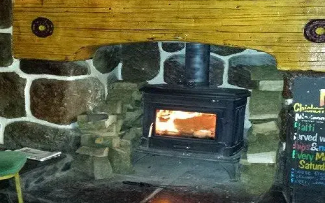 Ye Olde Red Lion Hotel