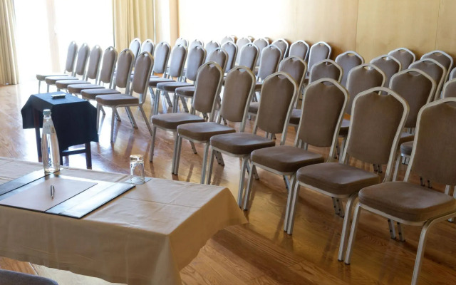 Crowne Plaza Caparica Lisbon by IHG