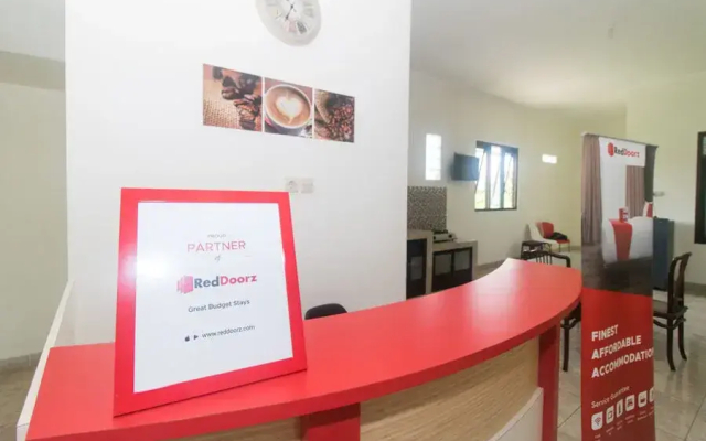 RedDoorz Syariah near Stasiun Madiun