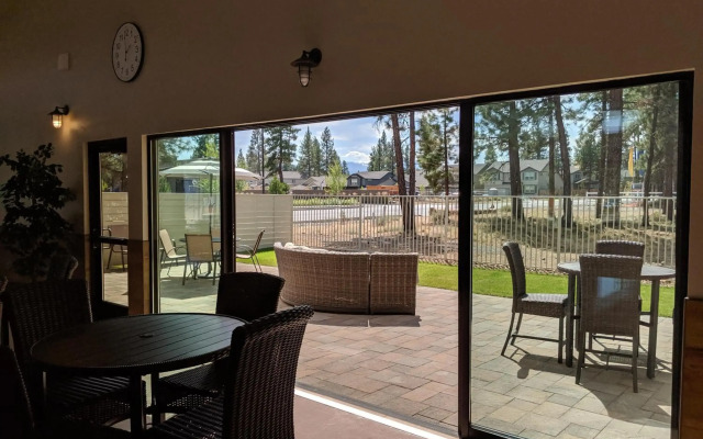 GrandStay Hotel & Suites