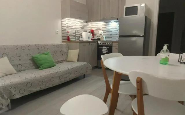 Cozy 4th floor apartment in Chania center
